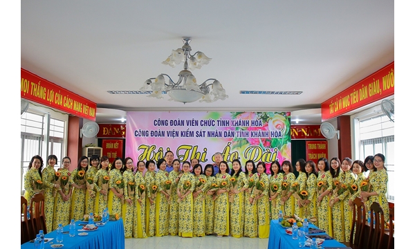 NHỮNG BÔNG HOA NGÀNH KIỂM SÁT KHÁNH HÒA TỎA NẮNG